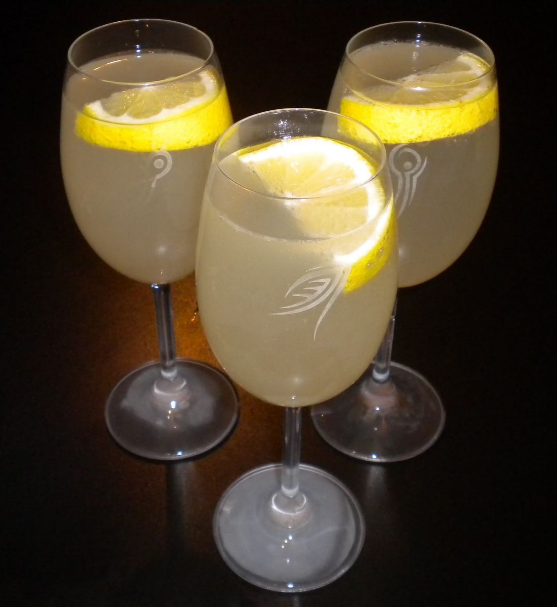 5 Easy Lychee Cocktails